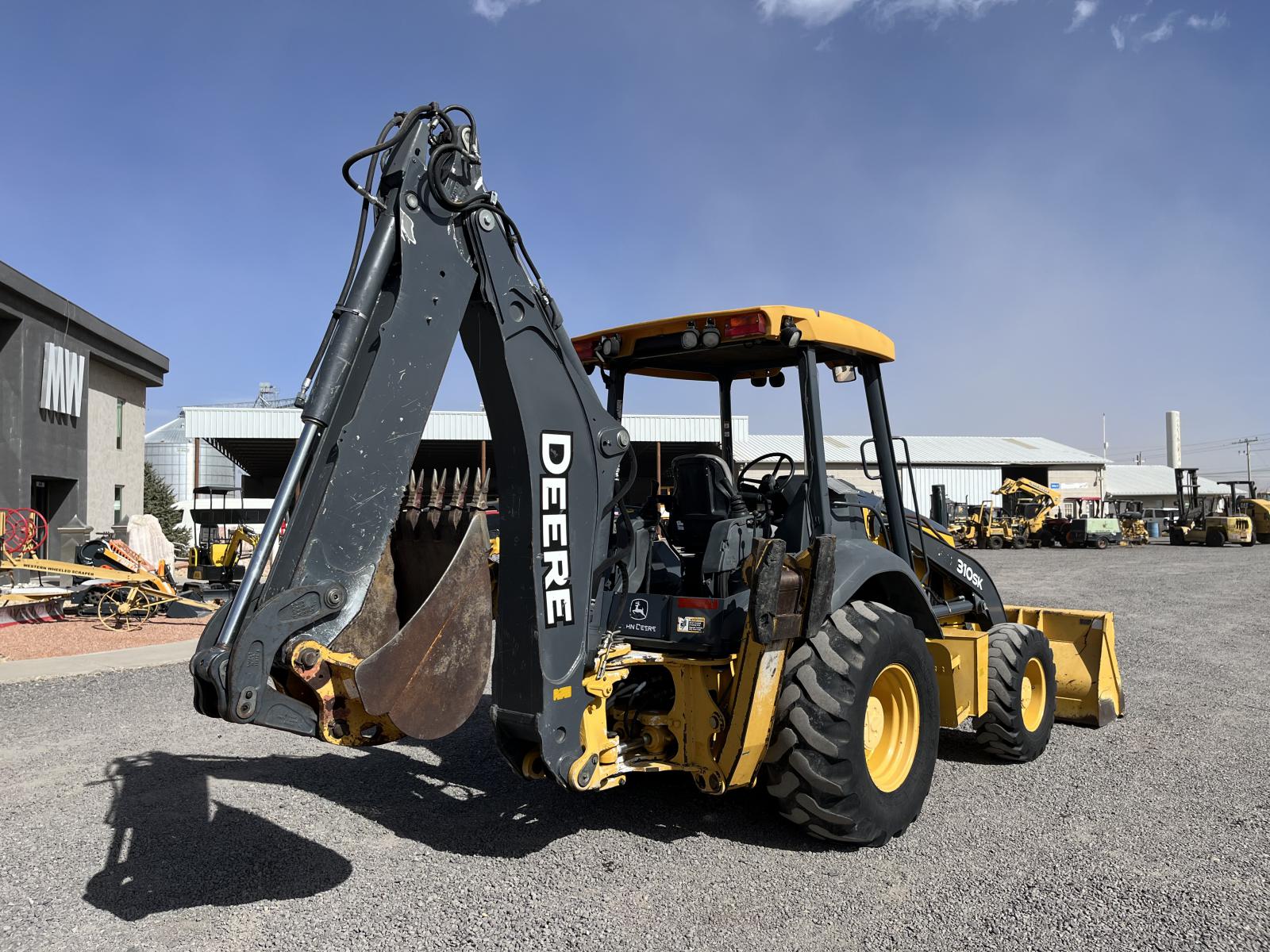 ./imagenes/INVOICE/2019/17207/JOHN DEERE 310SK (4).JPG